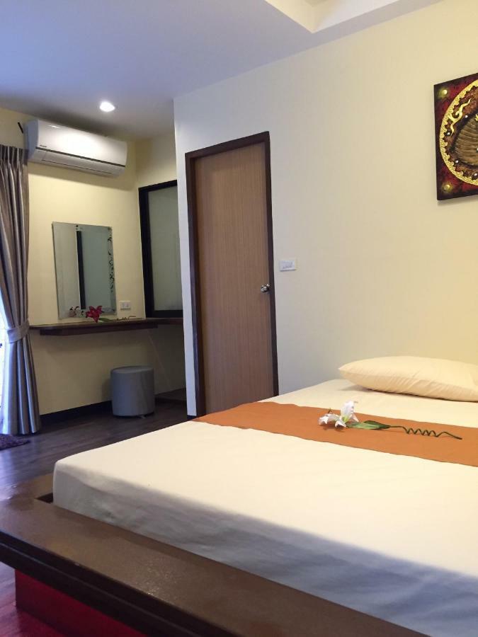 Angie Resort At Sapan Mai Bangkok Kültér fotó